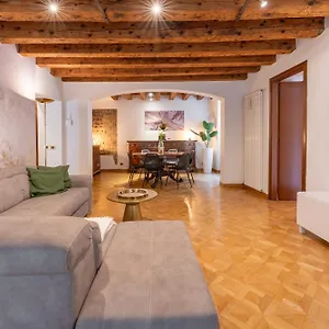 Sgarzerie Luxury Flat 2 120mq Apartment