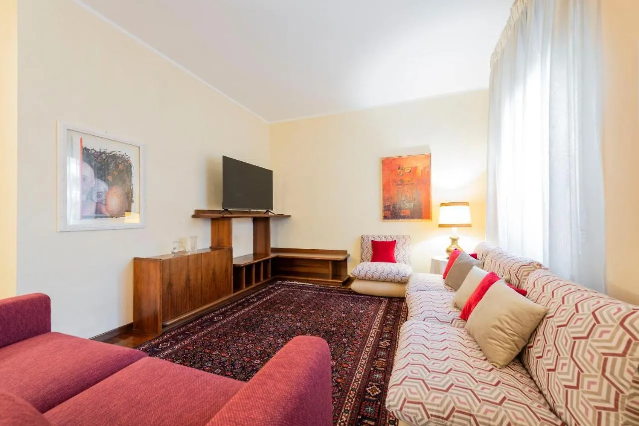 Residenza Astra Apartman Verona Olaszország
